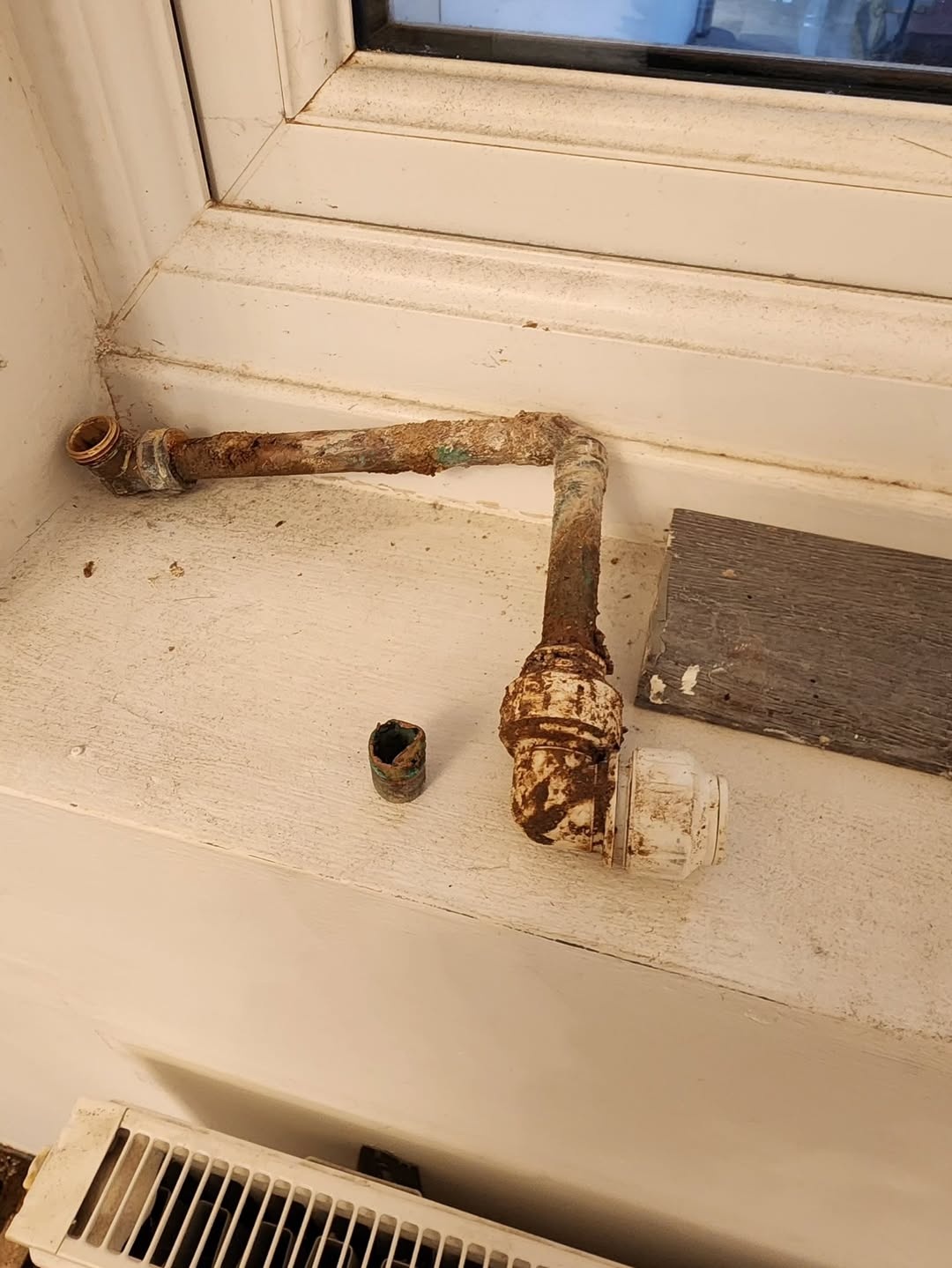 Coventry mains water leak gallery image 3