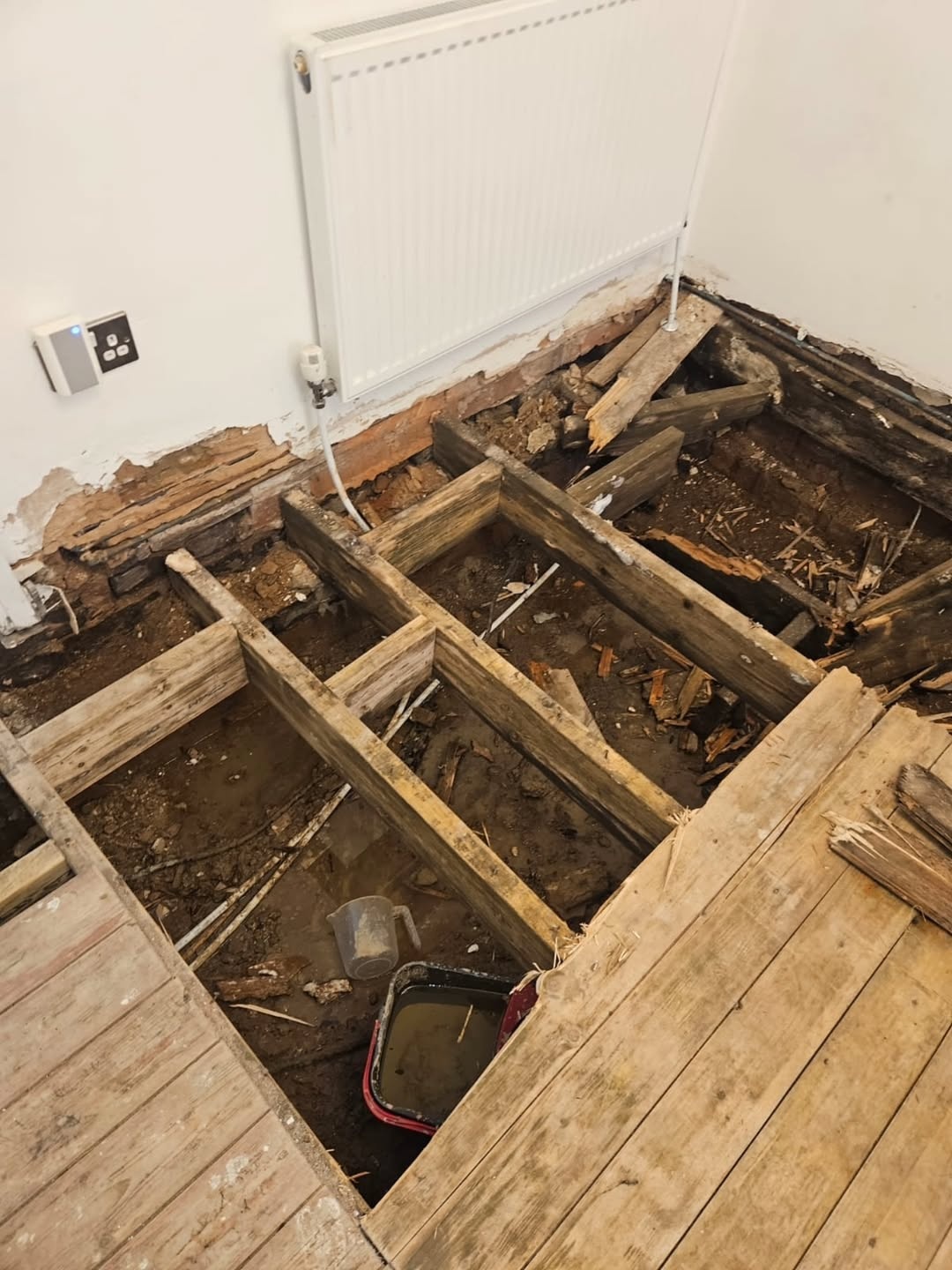 Ruislip concealed water leak gallery image 2