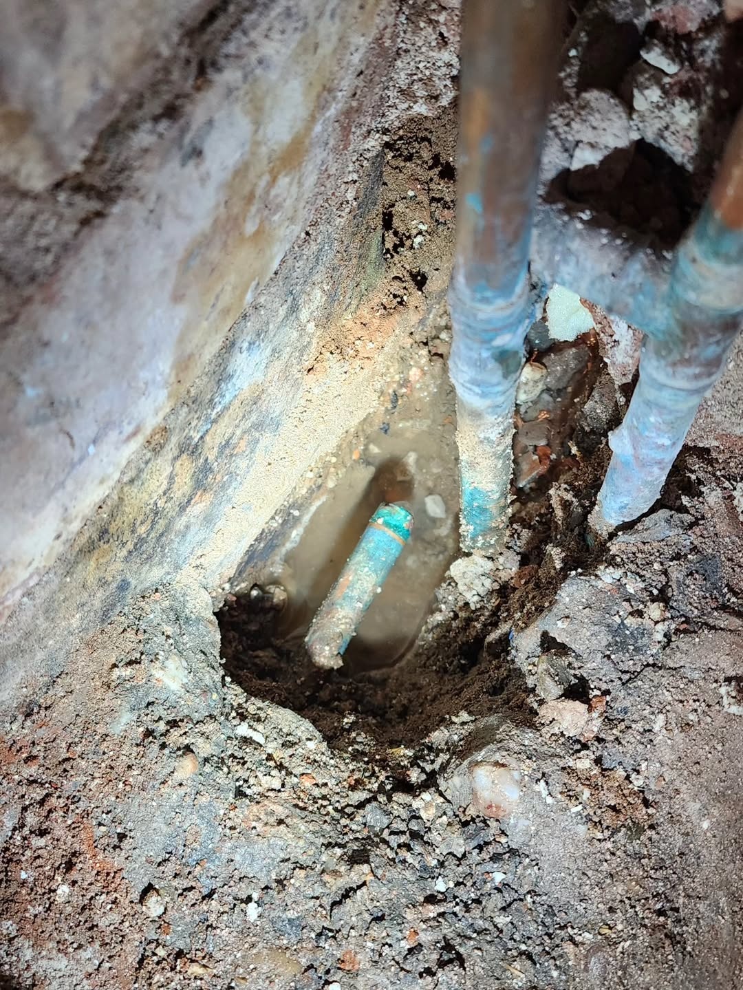 Ruislip concealed water leak gallery image 3