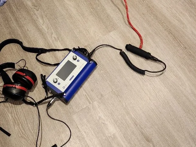 Acoustic detection equipment set up to listen for pipe leaks
