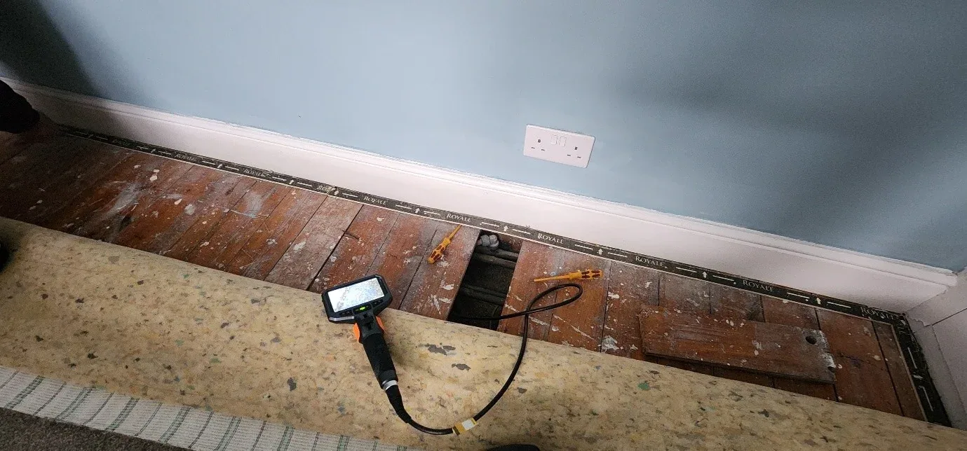 Endoscopic camera used during trace and access leak investigation