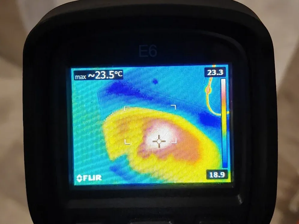 Thermal image of a bathroom floor used during damp and hidden leak investigation